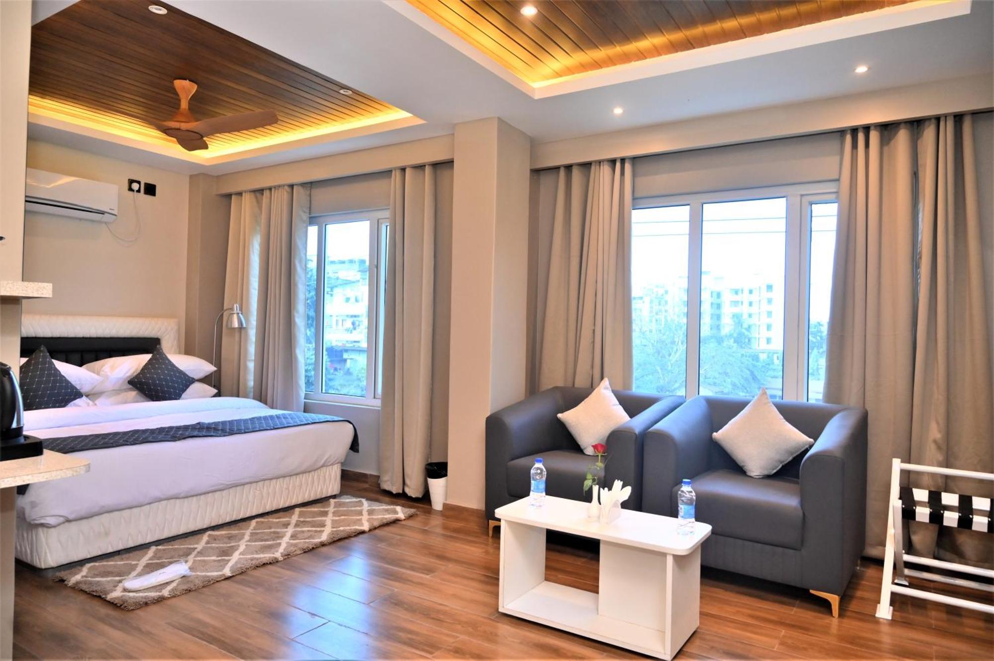 Hotel Essence Grandeur Guváhátí Exteriér fotografie