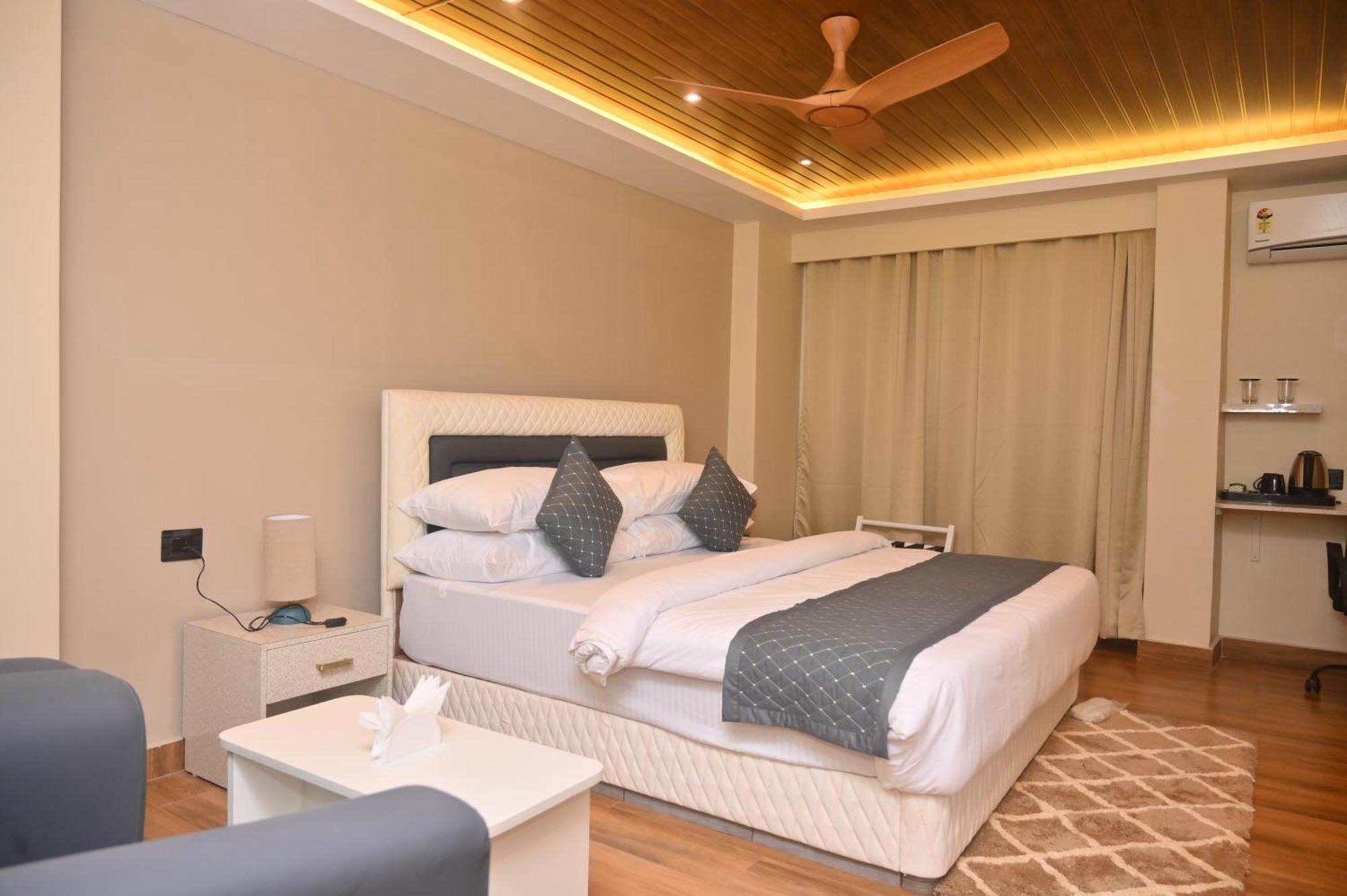 Hotel Essence Grandeur Guváhátí Exteriér fotografie
